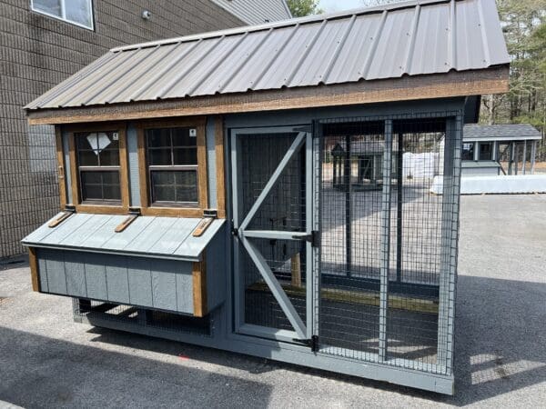 Quaker Chicken Coop with Run Combo